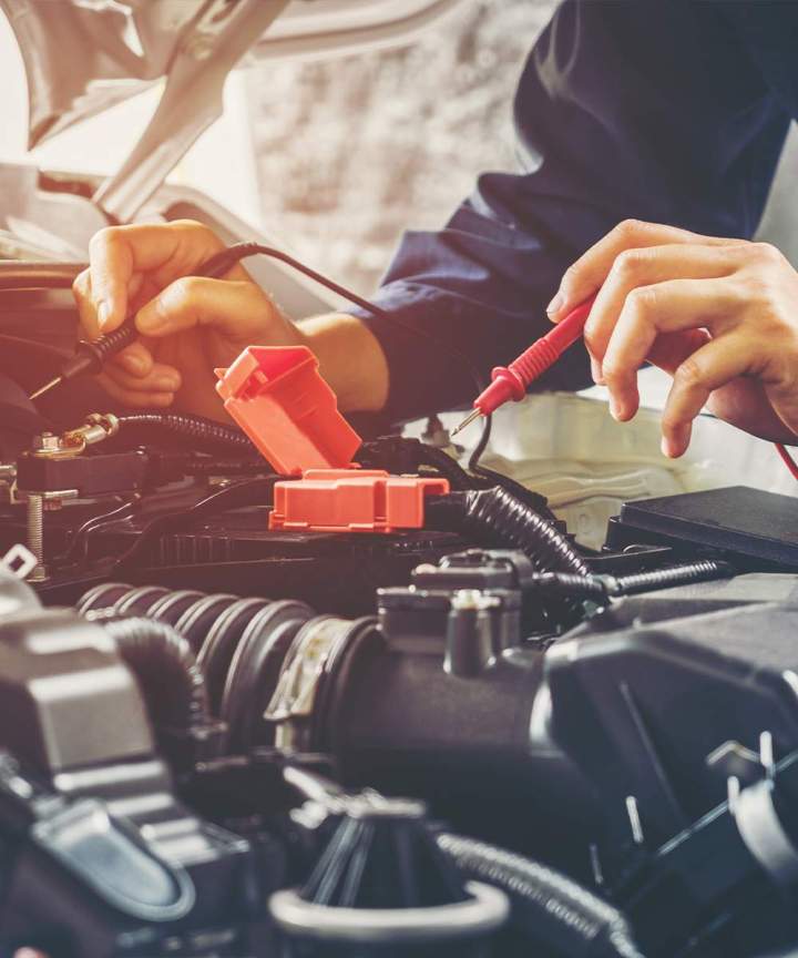 Diagnostic et réparation problèmes électroniques auto Martinique